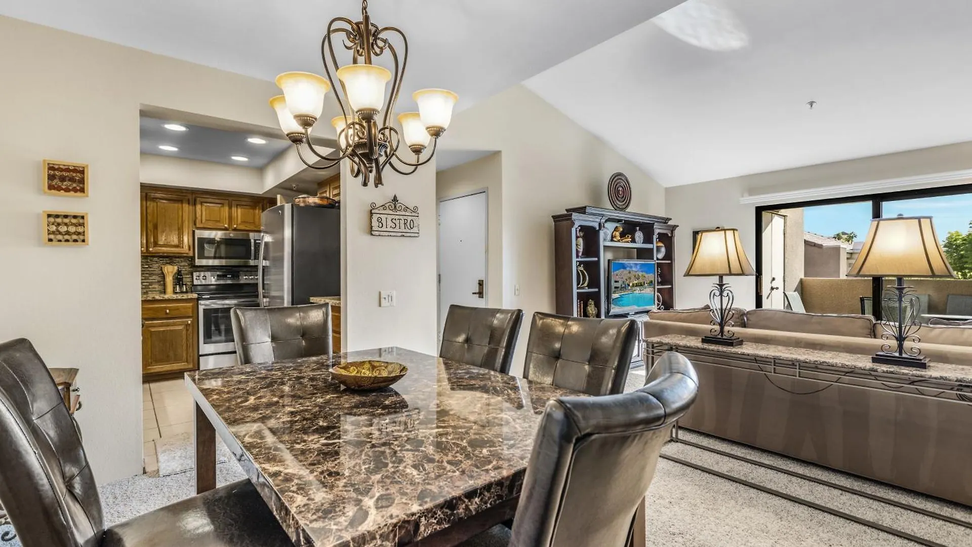 Classic Comfort In Central Ps - A Ryson Property Palm Springs