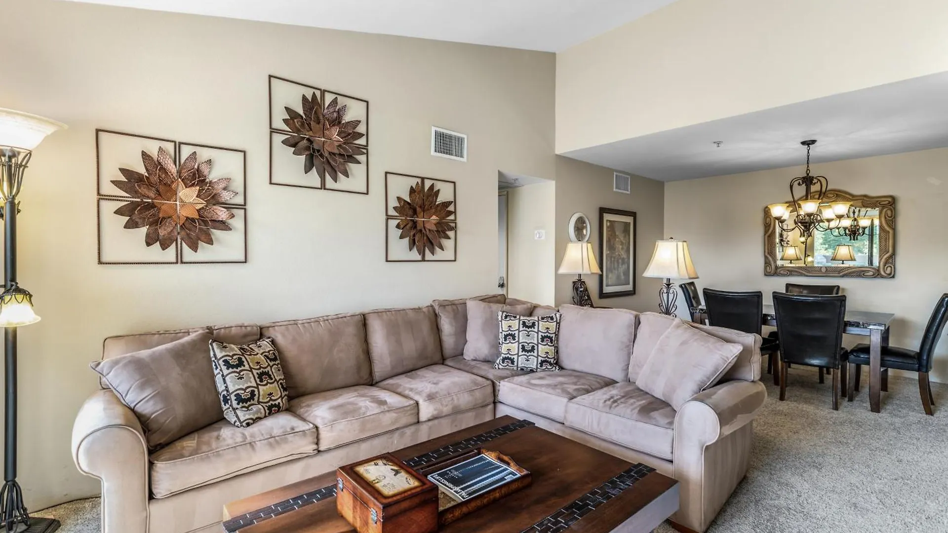 Classic Comfort In Central Ps - A Ryson Property Palm Springs Feriehus