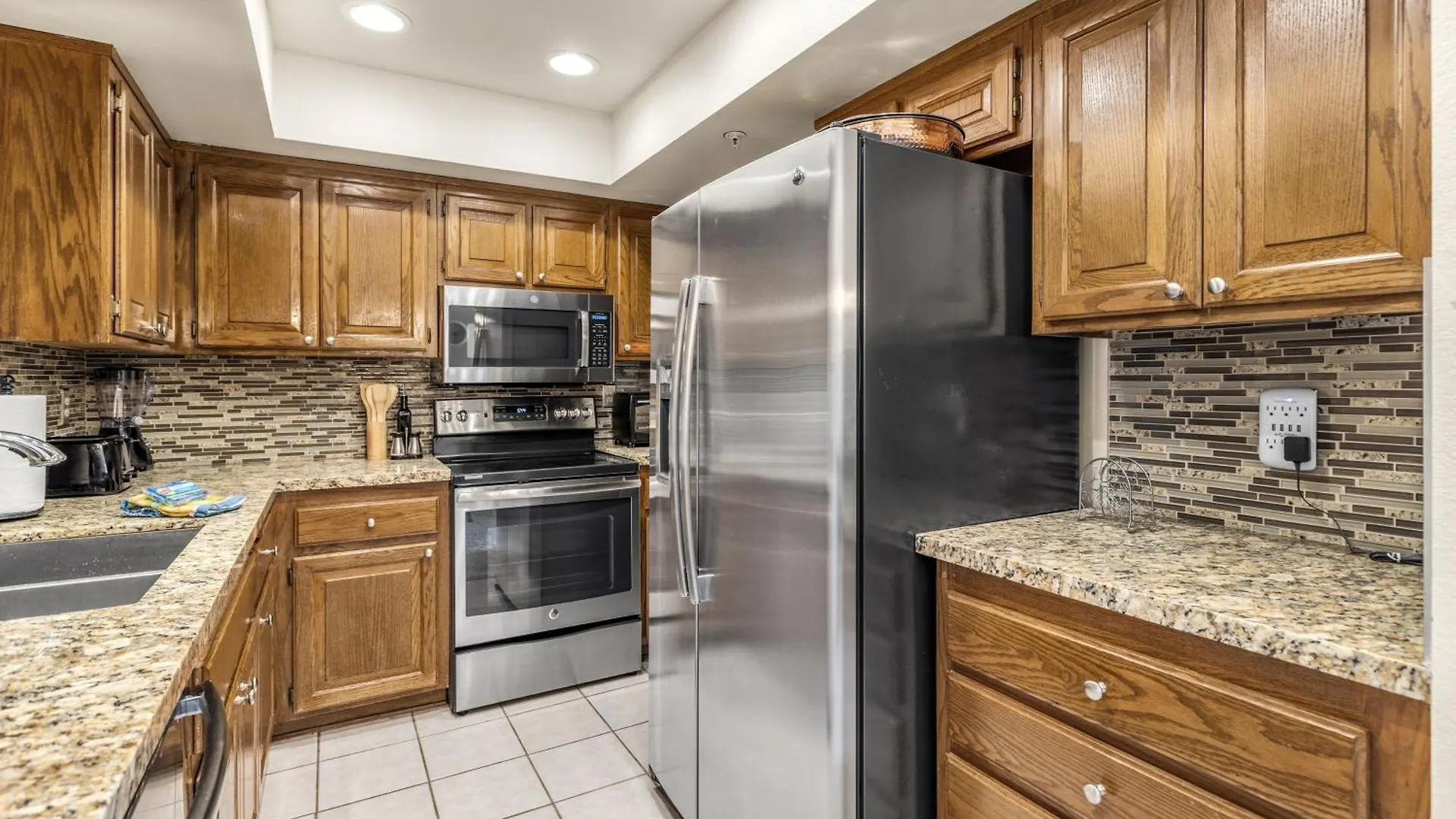 Classic Comfort In Central Ps - A Ryson Property Palm Springs